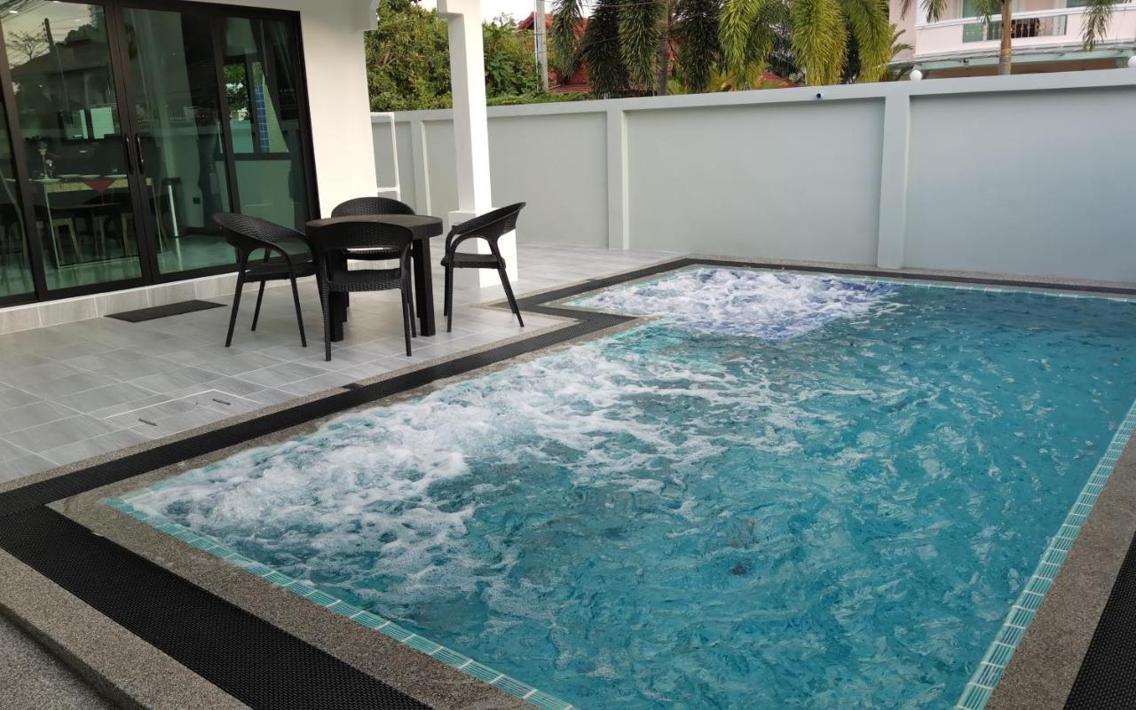 Private Pool Villa With Jacuzzi At Royal Park Village - Walk To The Beach - 6 People - Max 3 Males (Adults Only) Джомтиен Бийч Екстериор снимка